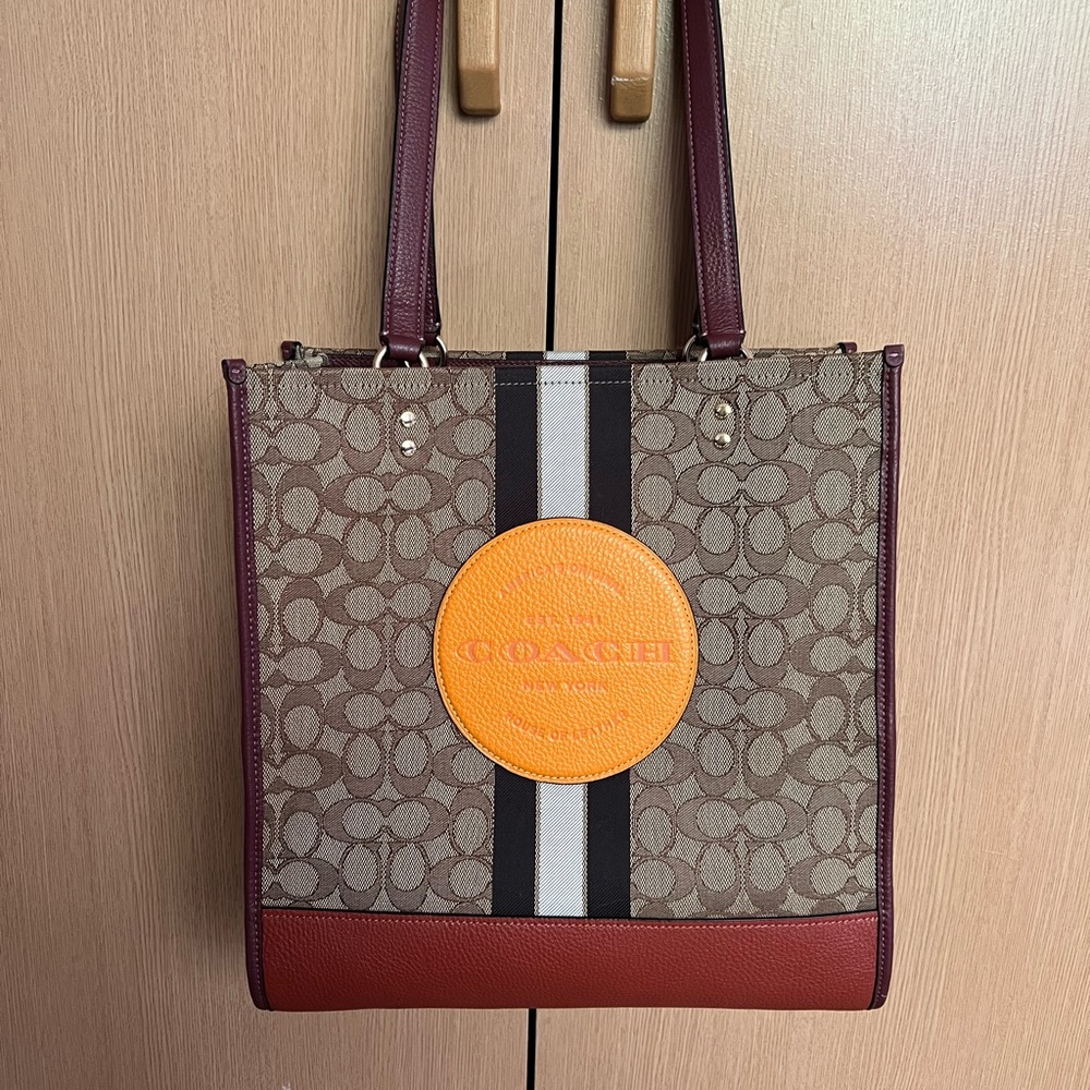 Coach Dempsey tote